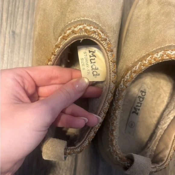 Mudd Tan Slip-On Slippers Platform - Picture 6 of 6